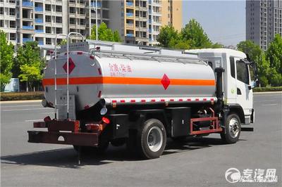 槽罐車與油罐車 從用途到結構的關鍵差異解析