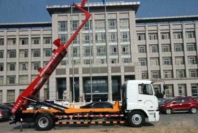 華菱星馬吊臂式背罐車 高效、安全、可靠的散裝物料運輸解決方案